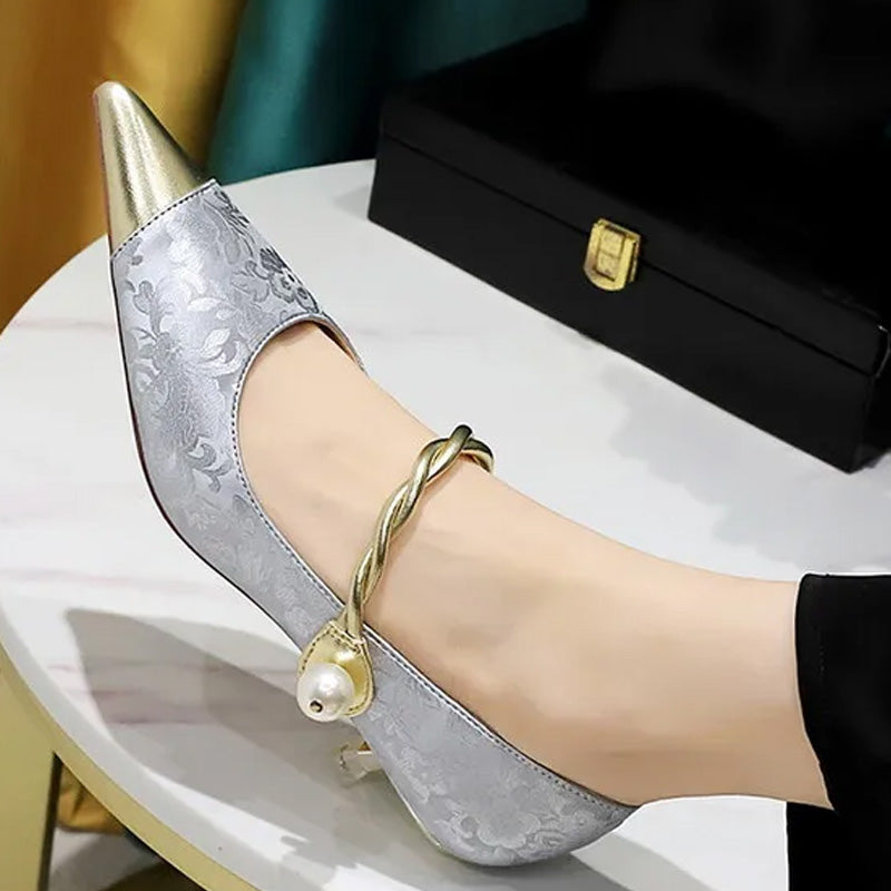 Caroline Pointed Pumps